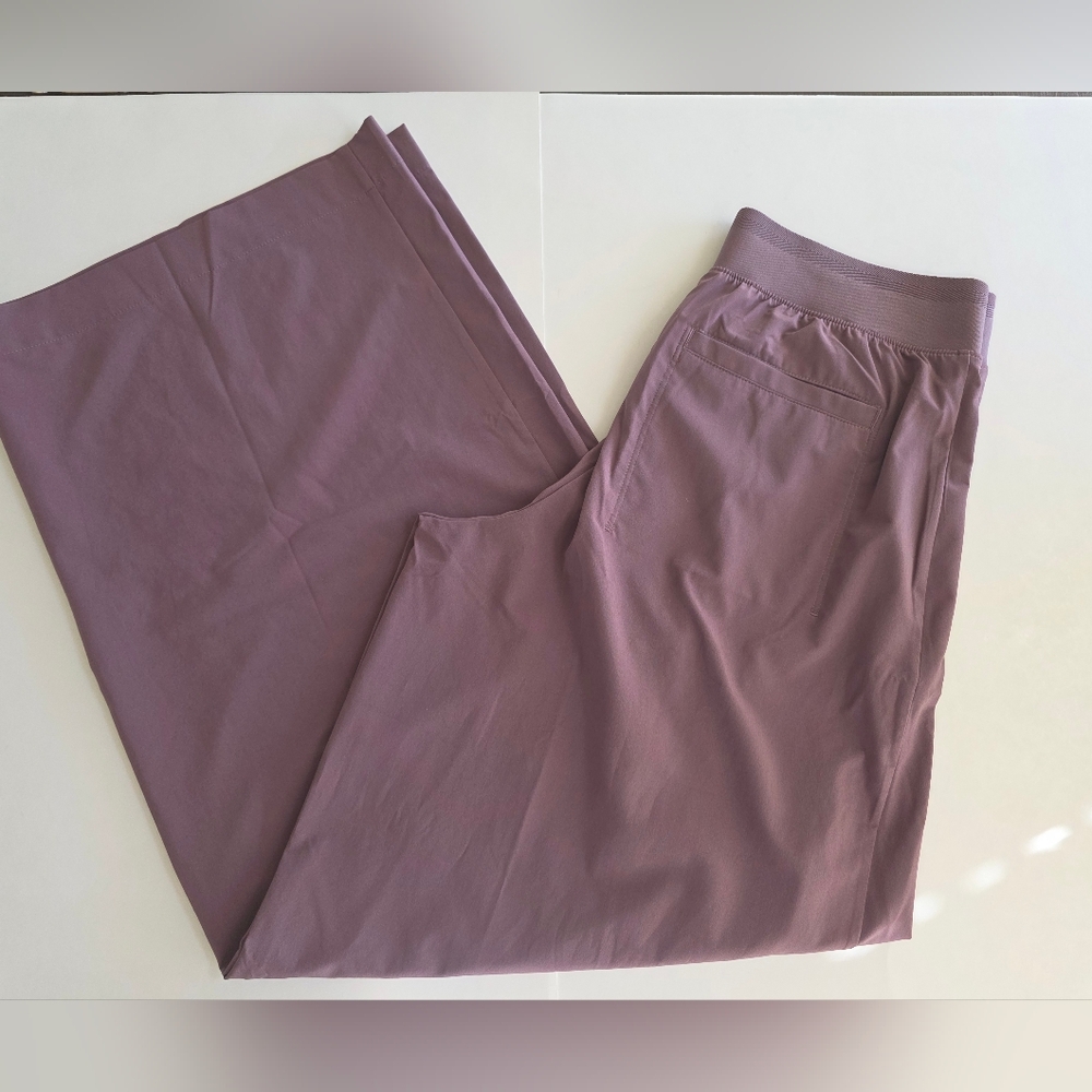 Athleta Brooklyn Heights High Rise Pleated Wide Leg Pants Mauve SZ 6 - Picture 6 of 11